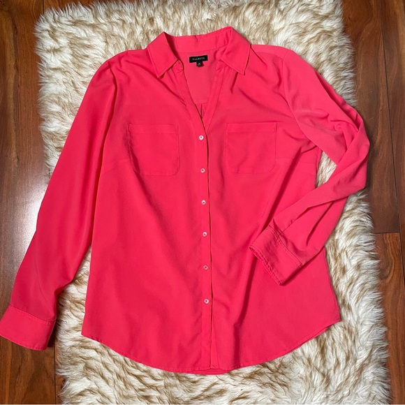 Talbots roll tab button down blouse - Picture 4 of 6